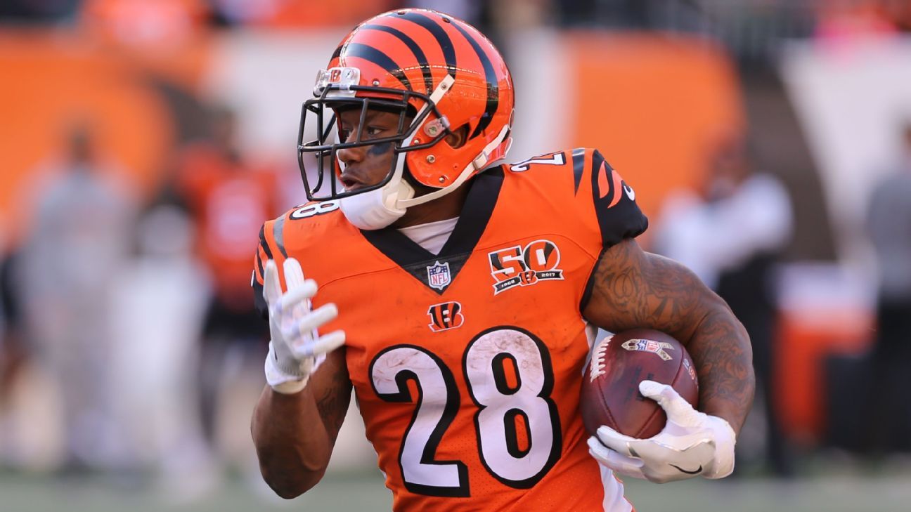Arrest Warrant Issued For Joe Mixon Allegedly Pointed Gun At Woman