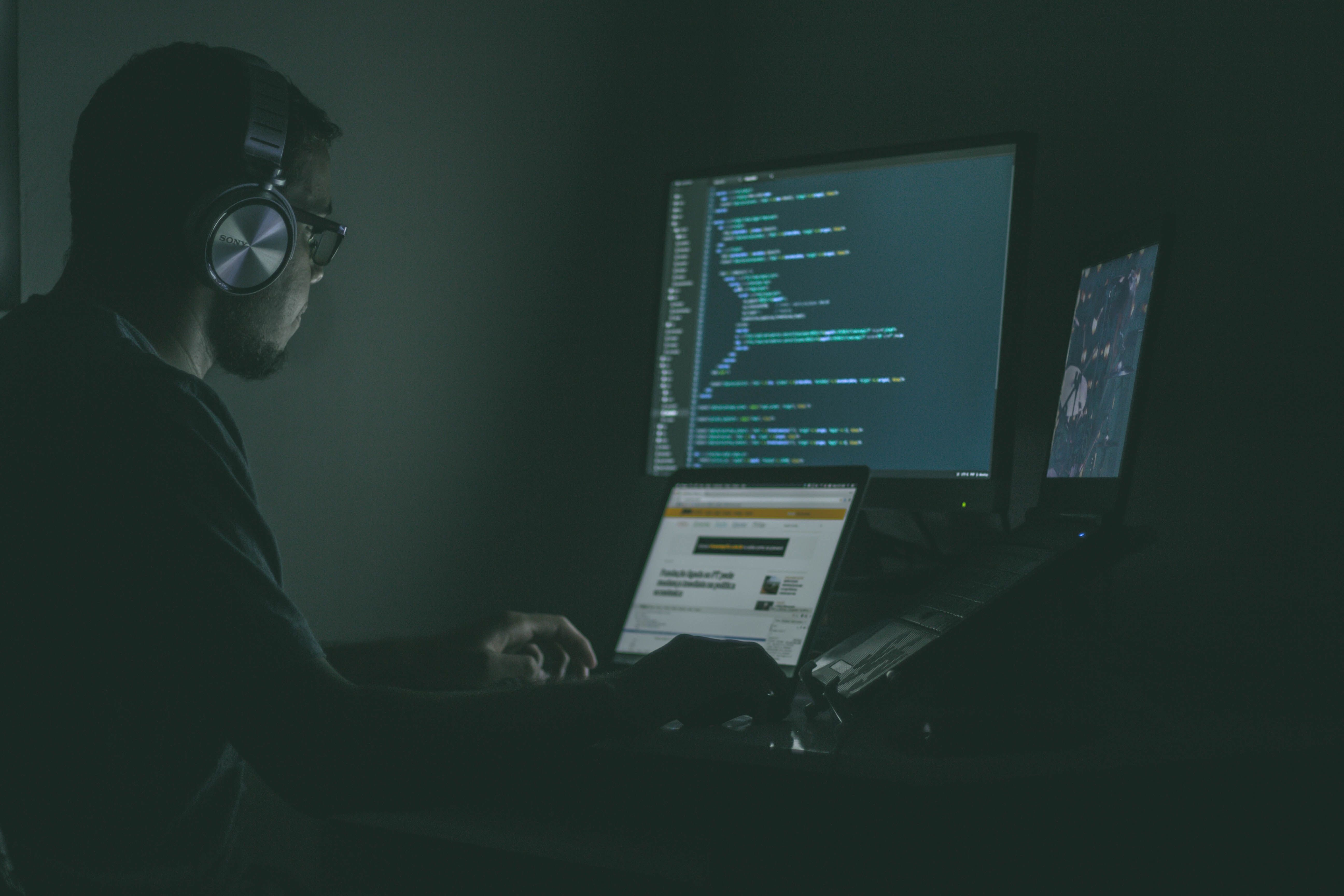 Programmer Picture [HD]. Download Free Image