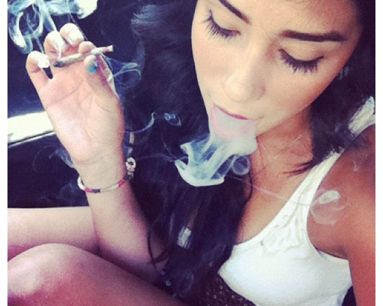 Free download stoner girl ganja girls who smoke weed gone Car