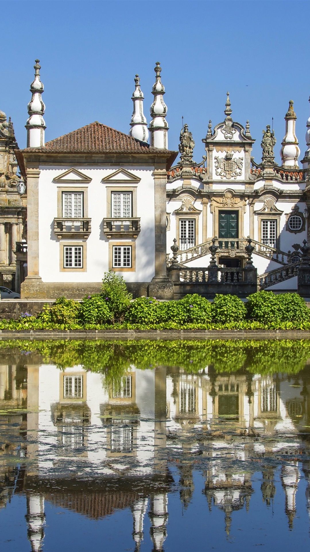 Villa, mansion, trees, pond, Portugal 1080x1920 iPhone 8/7/6/6S