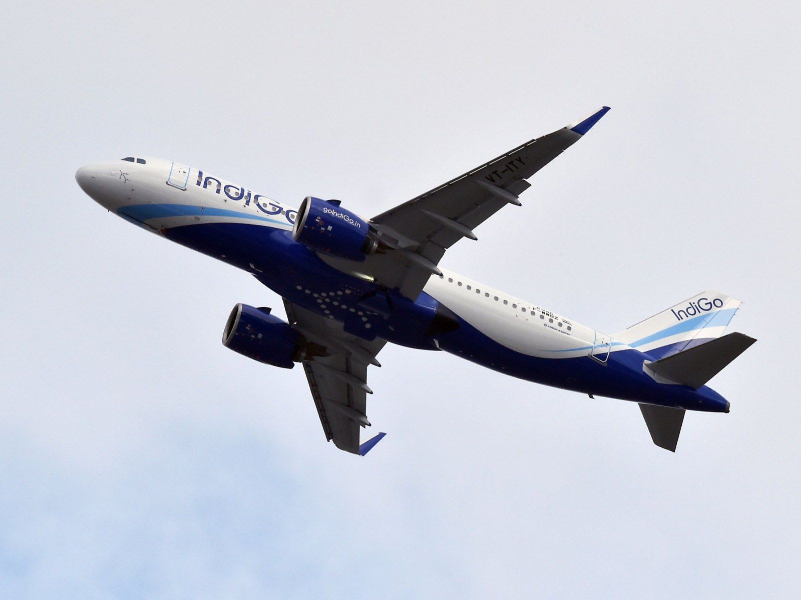 IndiGo Airlines Accused of Booting Passenger for Complaining about