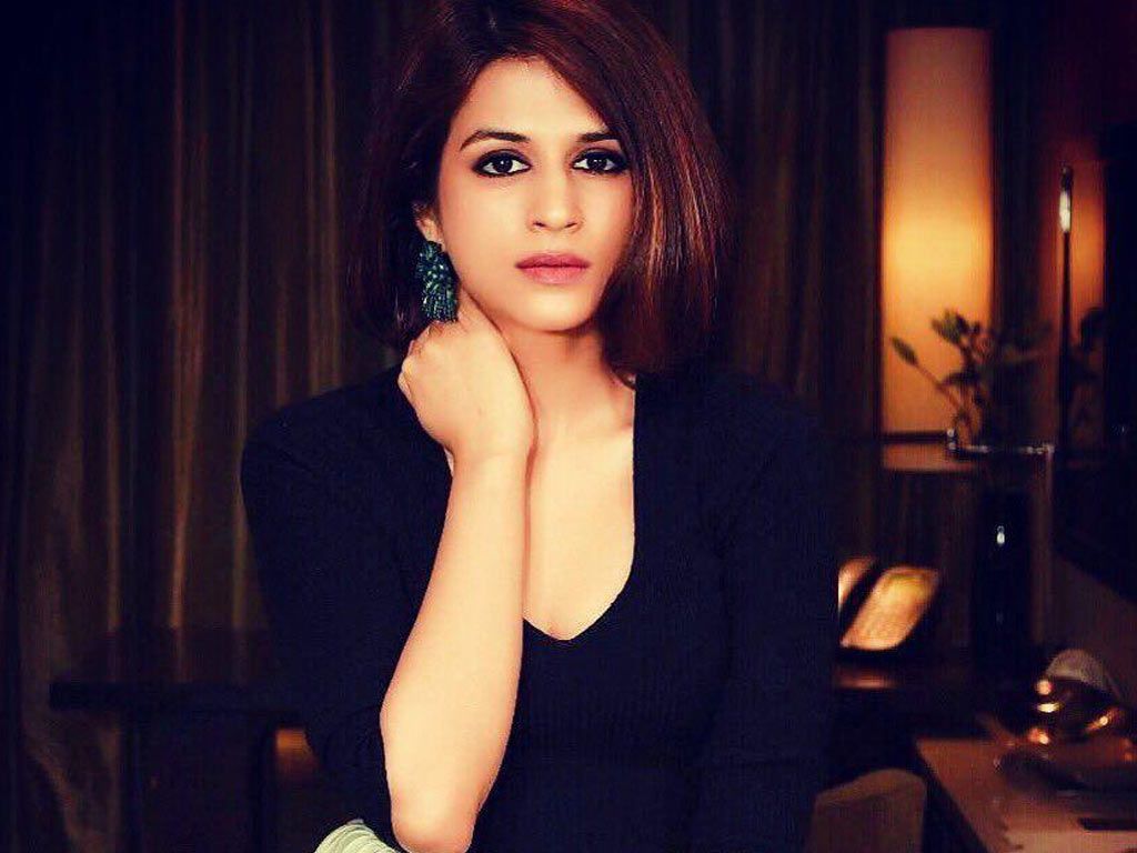 Shraddha Das HQ Wallpaper. Shraddha Das Wallpaper