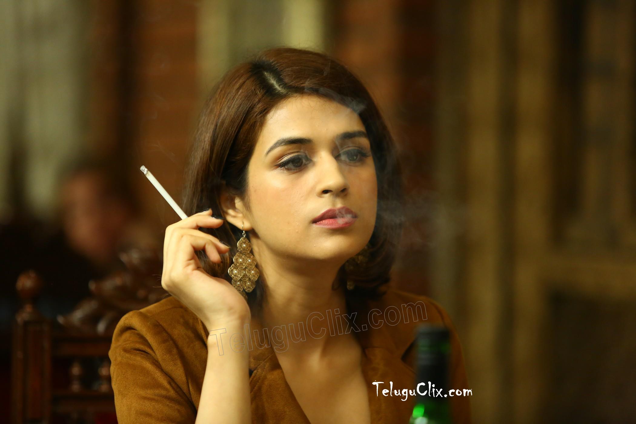 Shraddha Das Latest New HD HQ Recent Hot Photo Stills Pics image