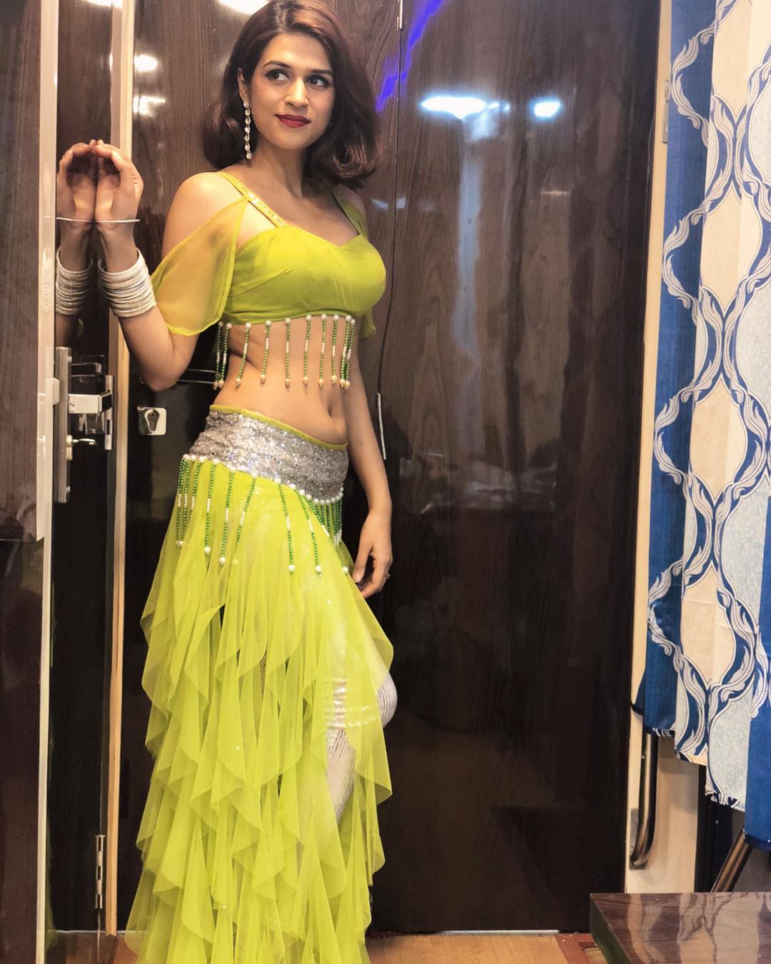 Actress Shraddha Das New Hot Pics. Latest Indian Hollywood Movies