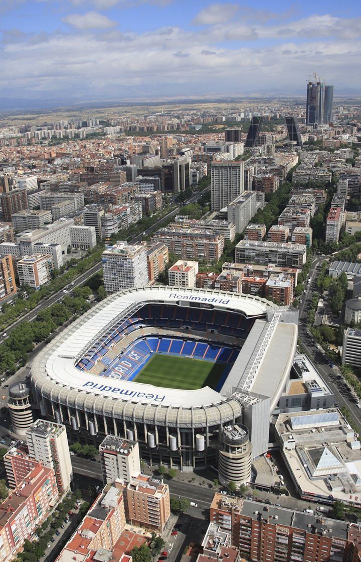 Estadio Santiago Bernabeu Madrid España. Real madrid wallpaper