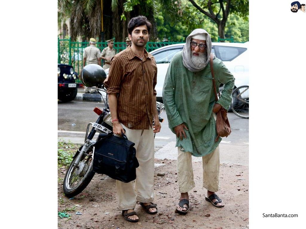 Gulabo Sitabo Movie Wallpaper