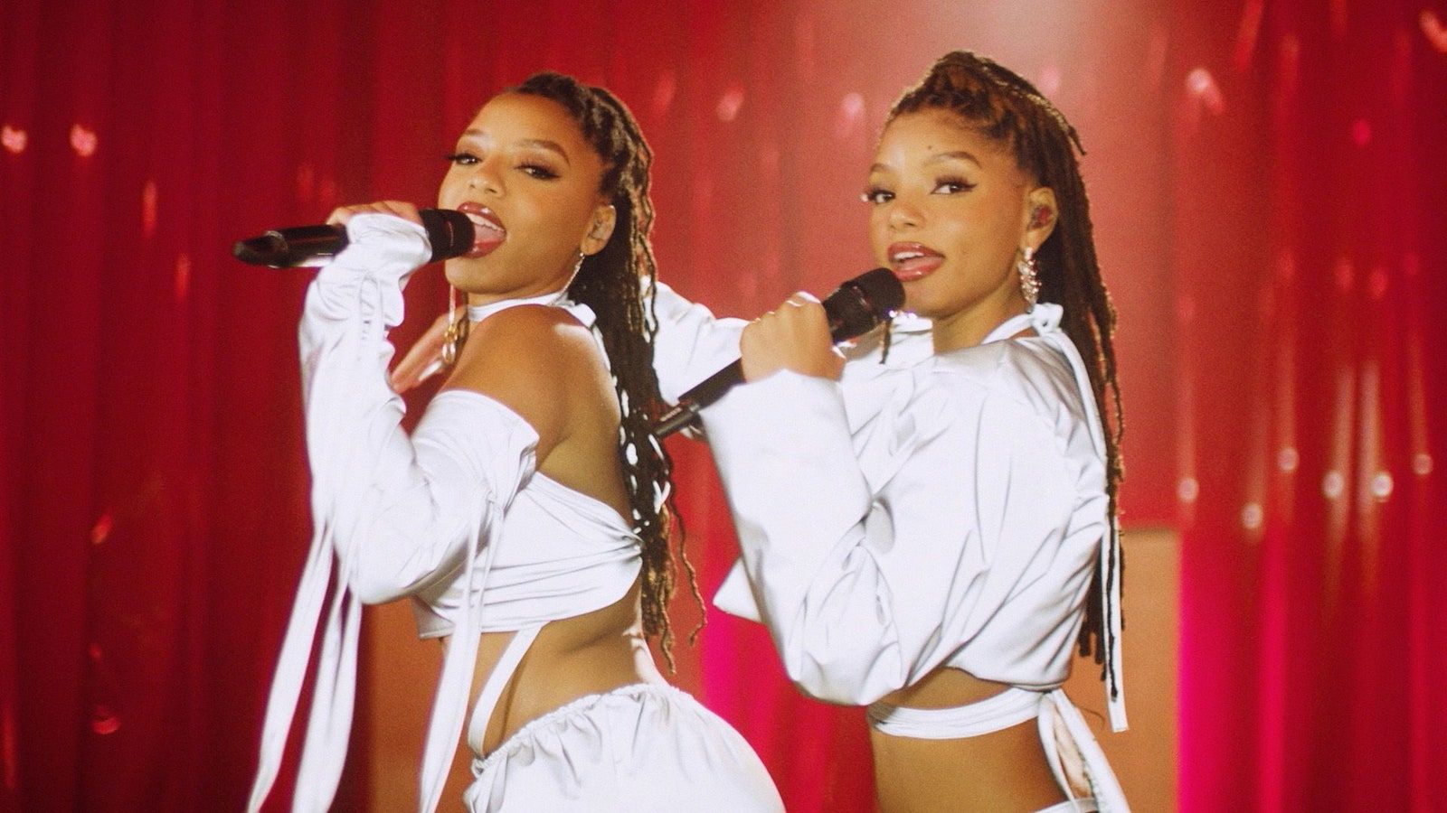 BET Awards: Chloe and Halle Perform In Locs and Soft Glam