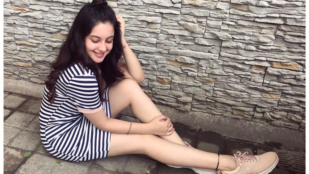 Tunisha Sharma photo: 50 hot, , beautiful HD, HQ image