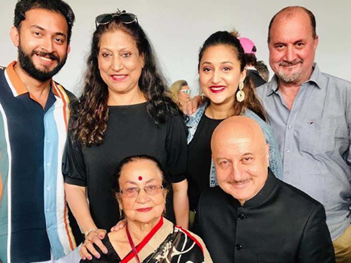 Anupam Kher thrilled to celebrate brother Raju Kher's birthday
