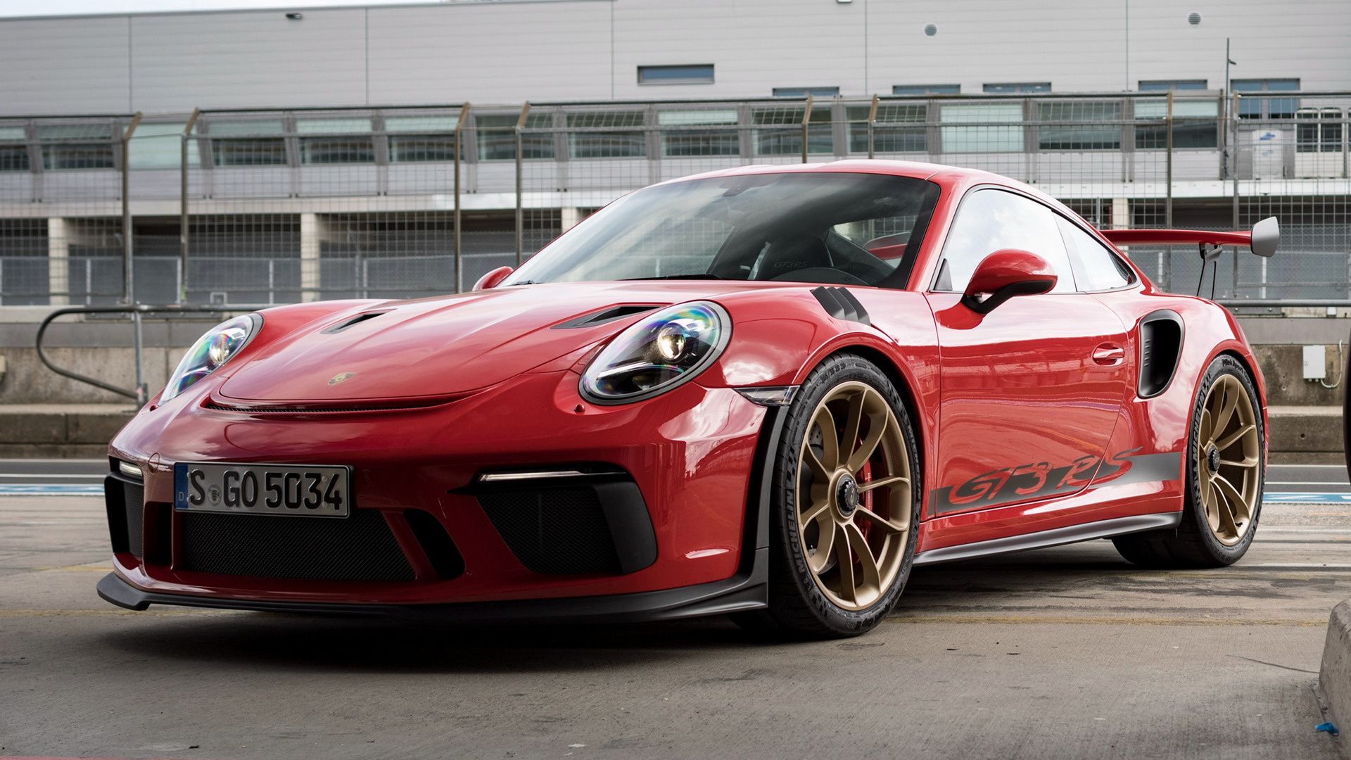 Porsche 911 GT3 RS and HD Image