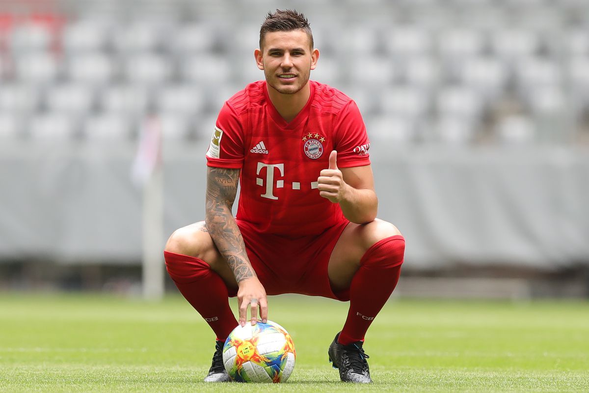 Bayern Munich's Lucas Hernandez resumes running