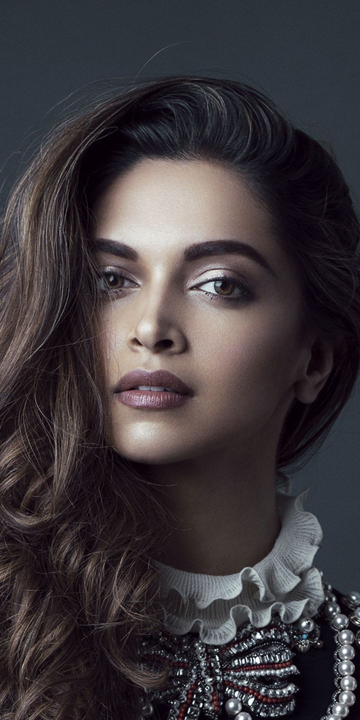 Celebrity Deepika Padukone (720x1440) Wallpaper
