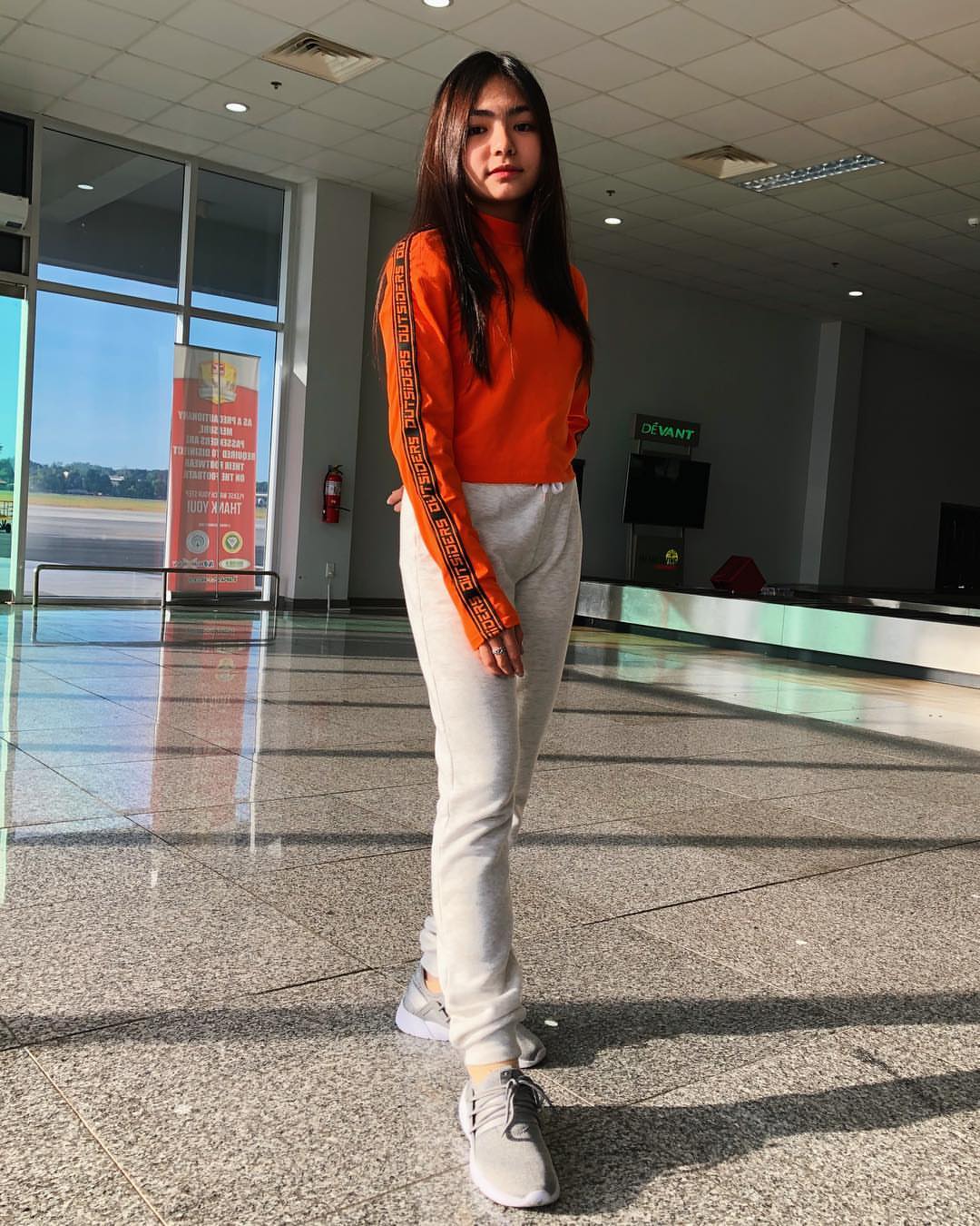 Dexie Diaz Wallpaper