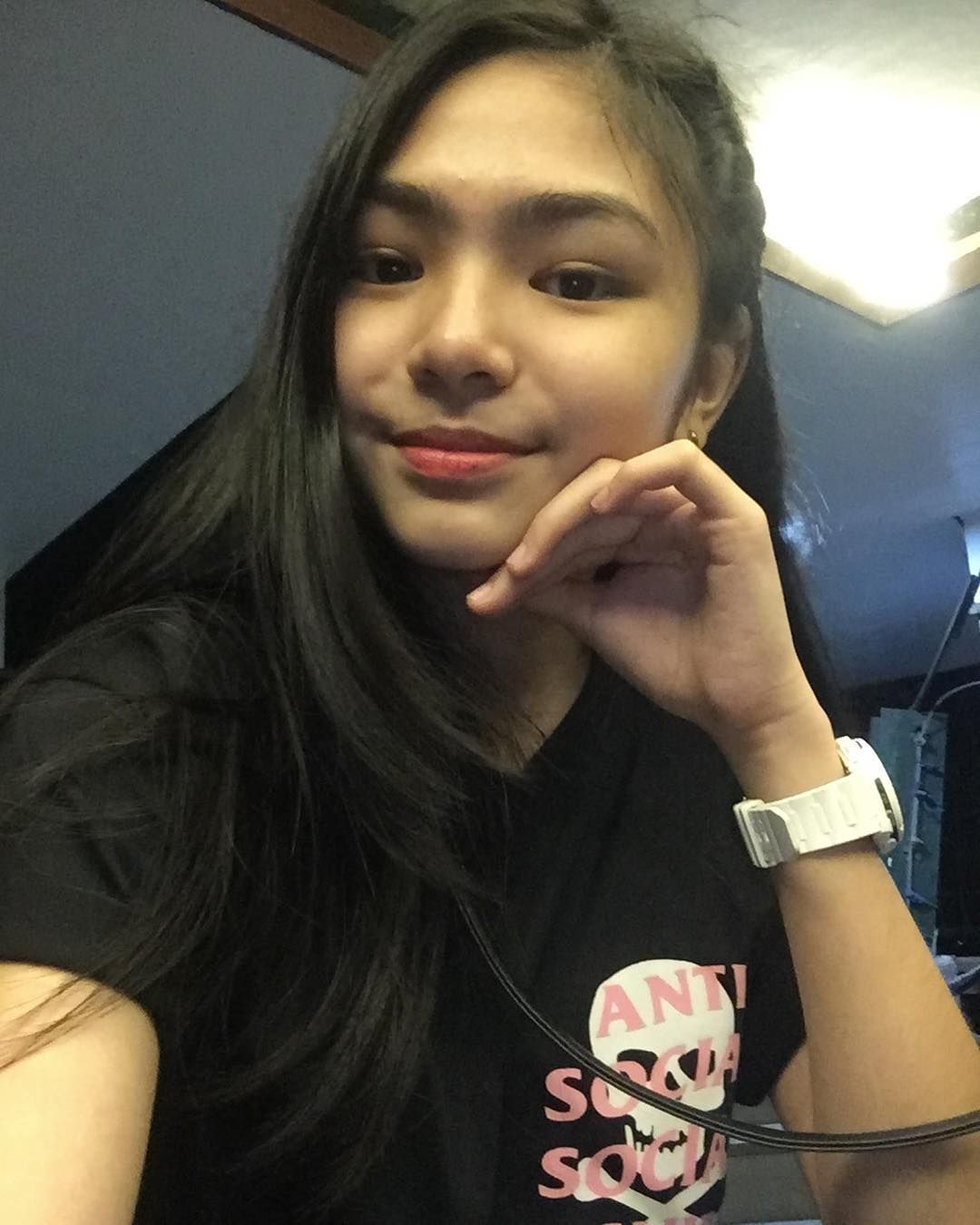 Dexie Diaz Wallpaper