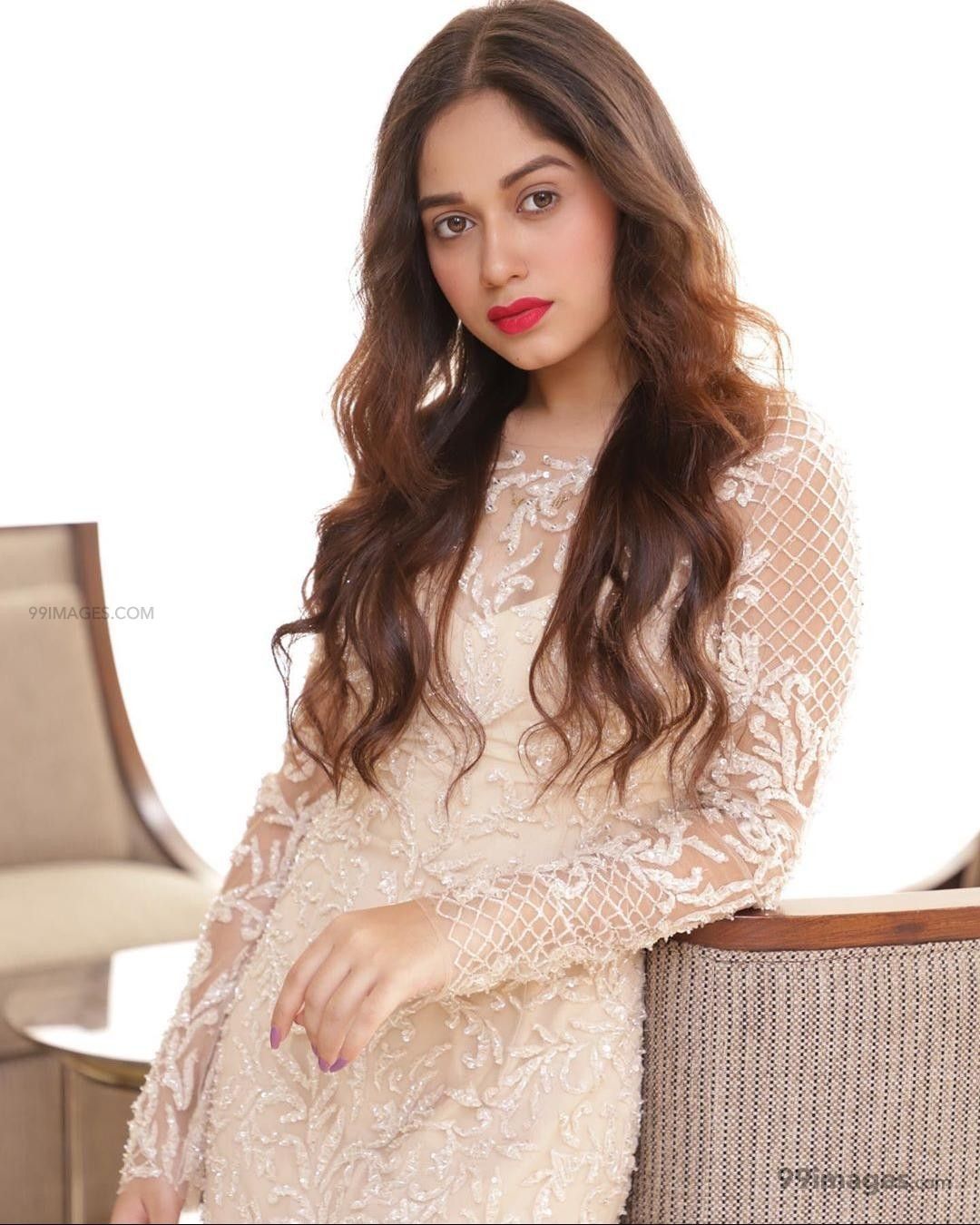 Jannat Zubair Rahmani Beautiful HD Photo & Mobile