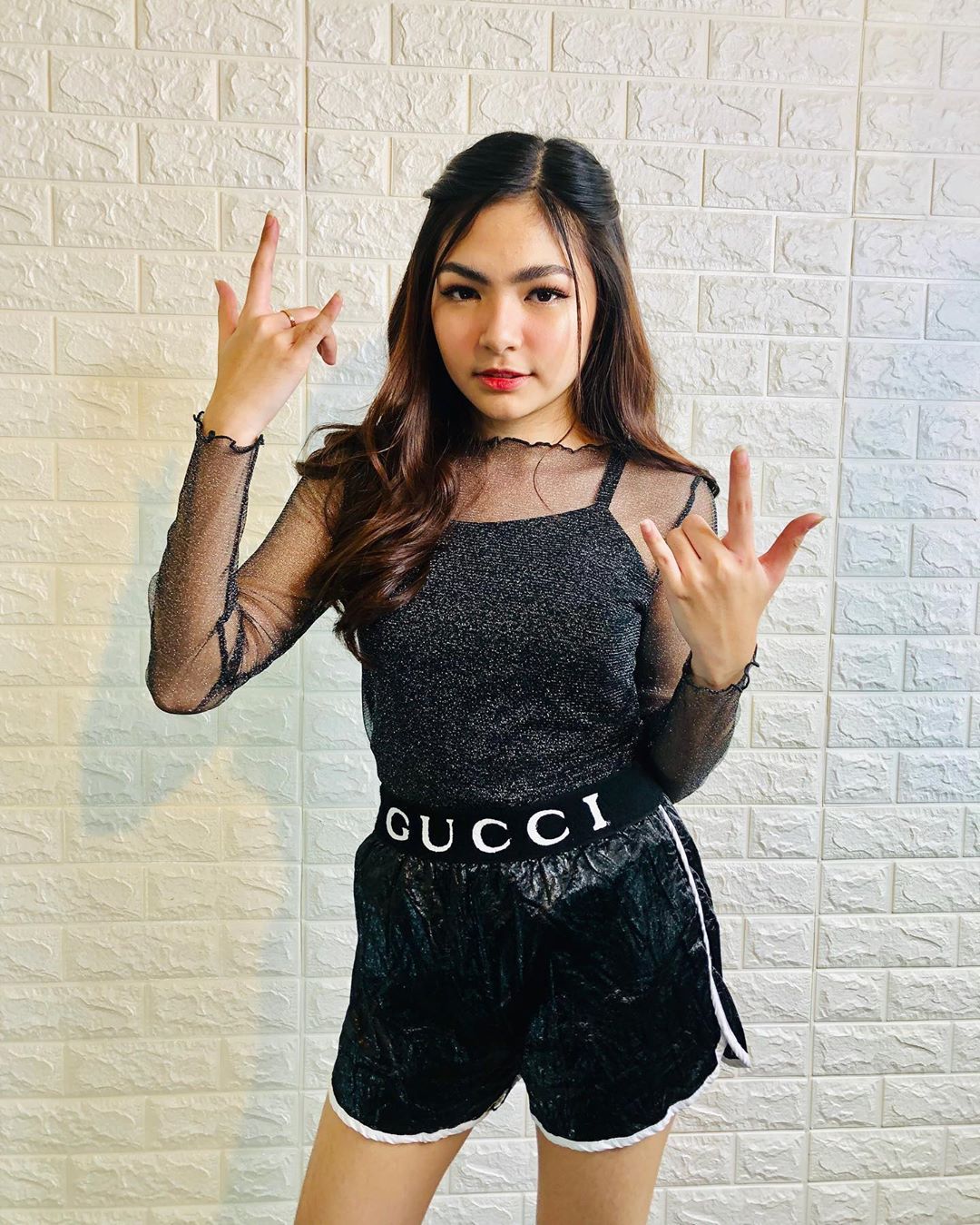 Dexie Diaz Wallpaper