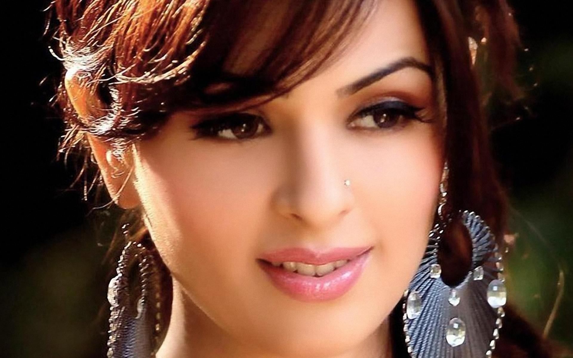 Bollywood Actress Wallpaper
