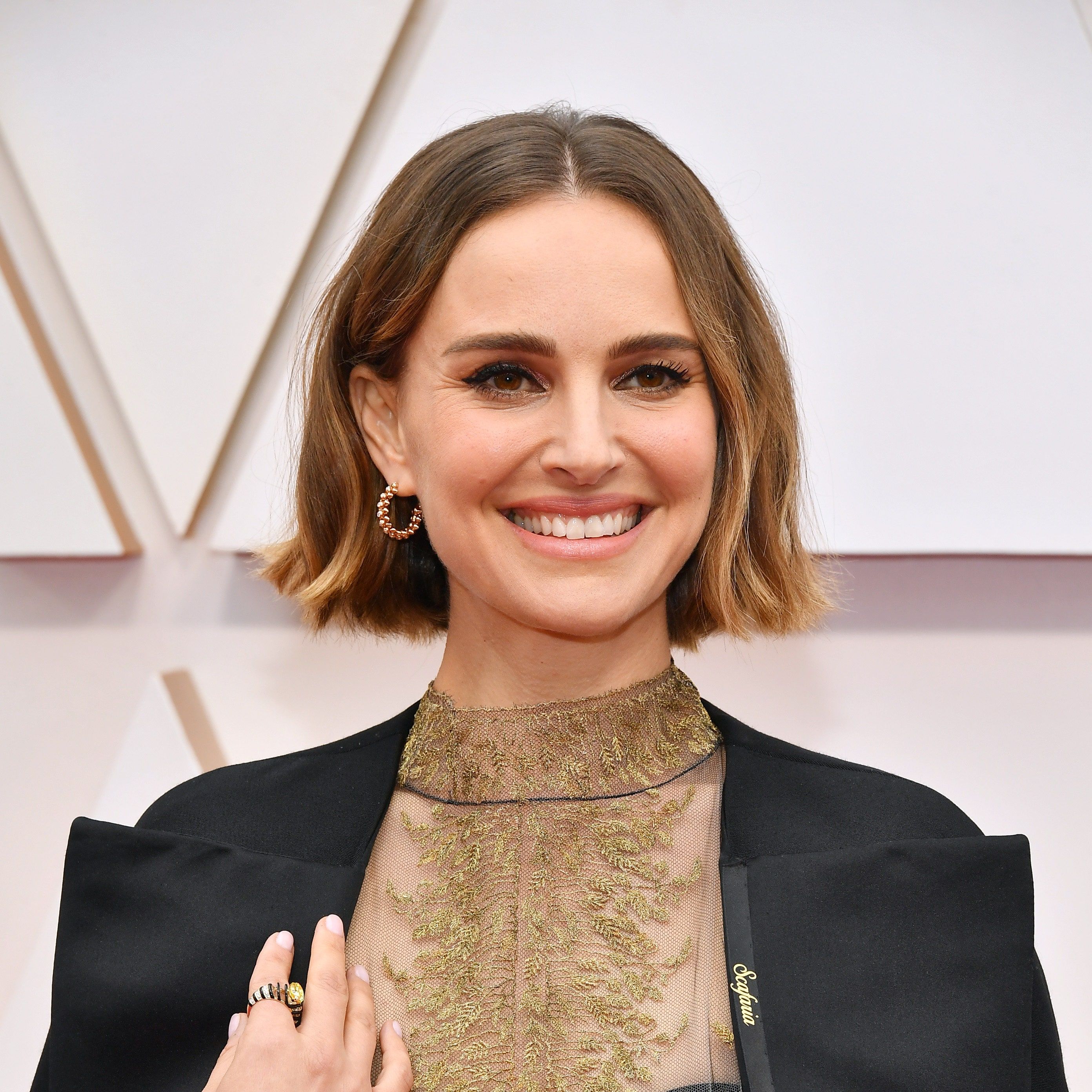 Natalie Portman Reminds the Academy Female Directors Exist at