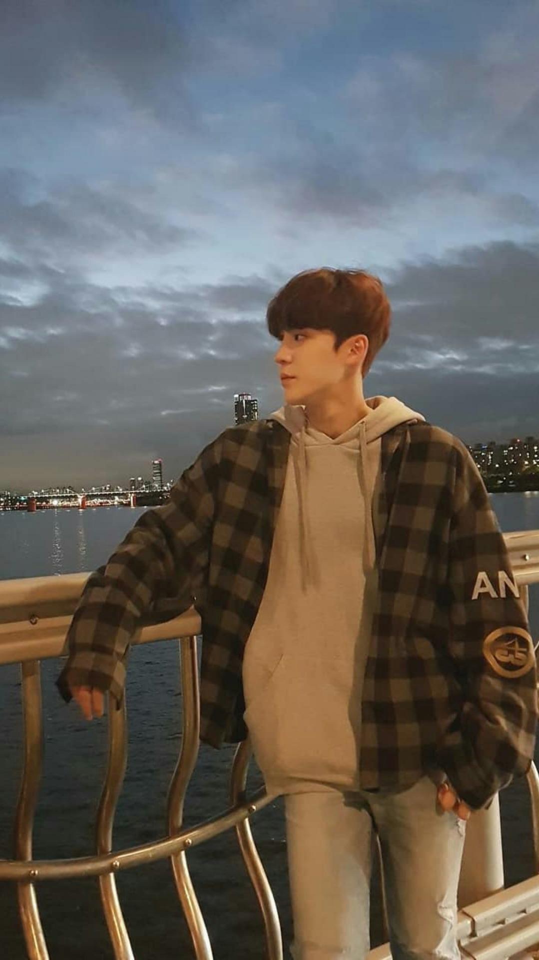 Yunho Ateez Wallpaper