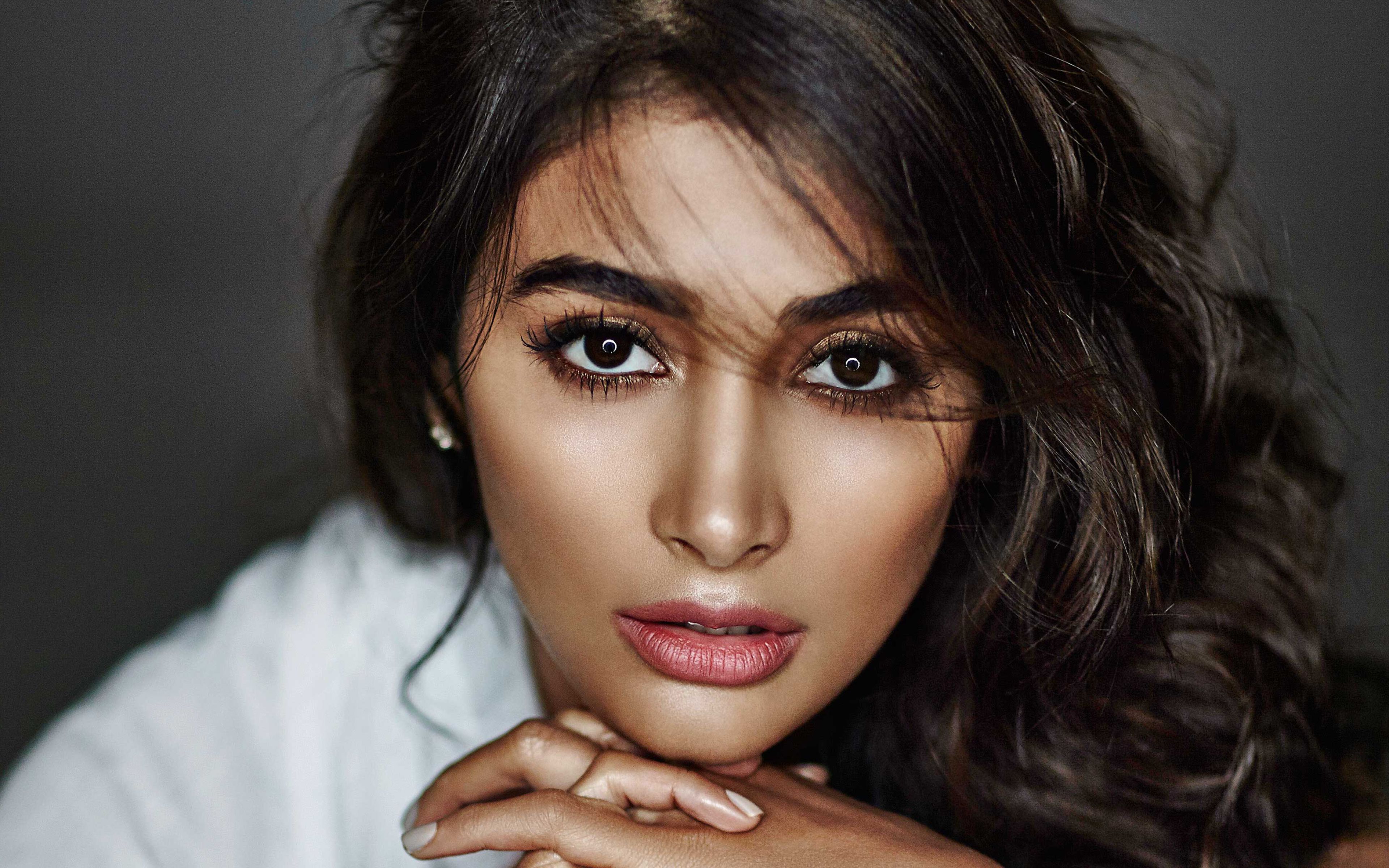 Download Wallpaper Pooja Hegde, Close Up, Bollywood, Photohoot, Portrait, Makeup, Indian Actress, Beauty For Desktop With Resolution 3840x2400. High Quality HD Picture Wallpaper