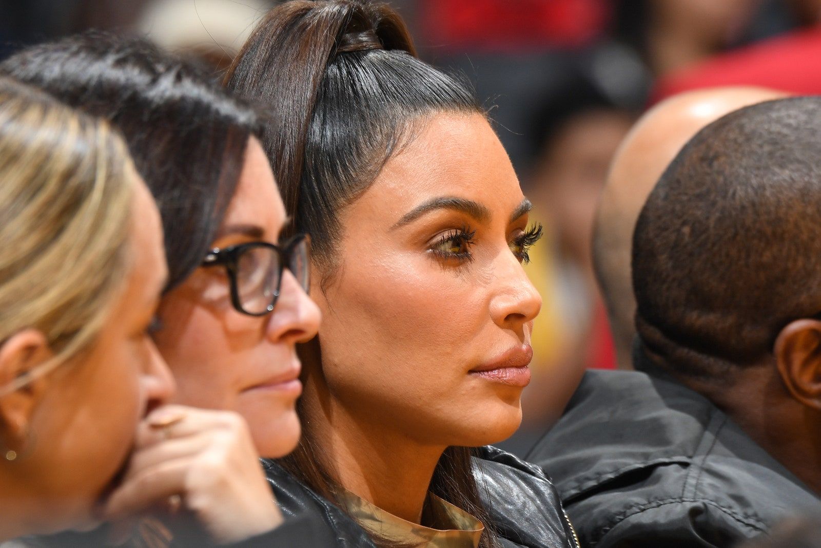 A Photo of Kim Kardashian's Pores Is Going Viral on Reddit