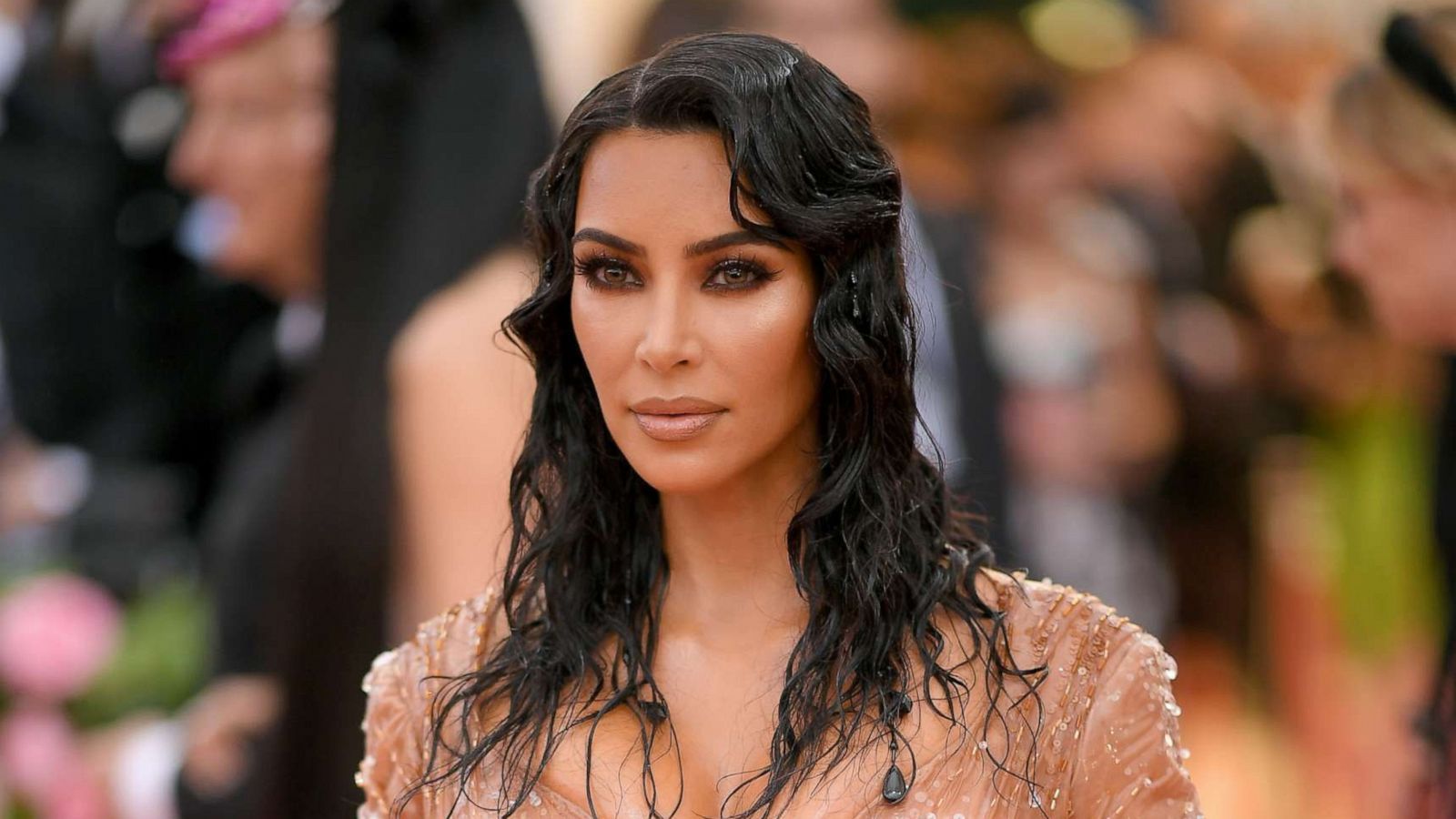 Kim Kardashian West stuns in Mugler 'Iconic Wet Look' at 2019 Met