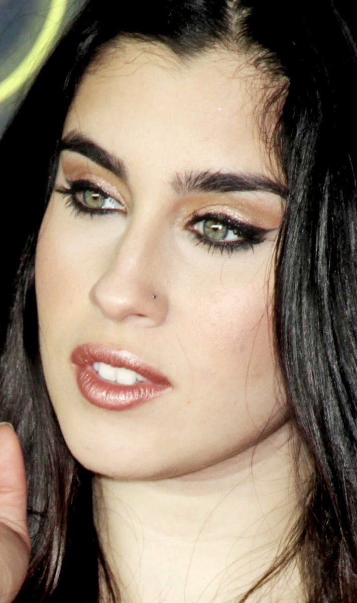 lauren jauregui pics ups