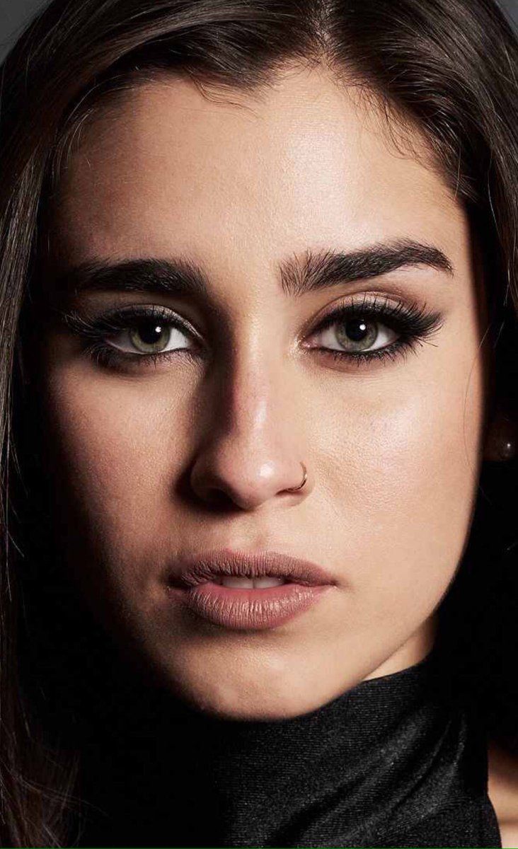lauren jauregui pics ups