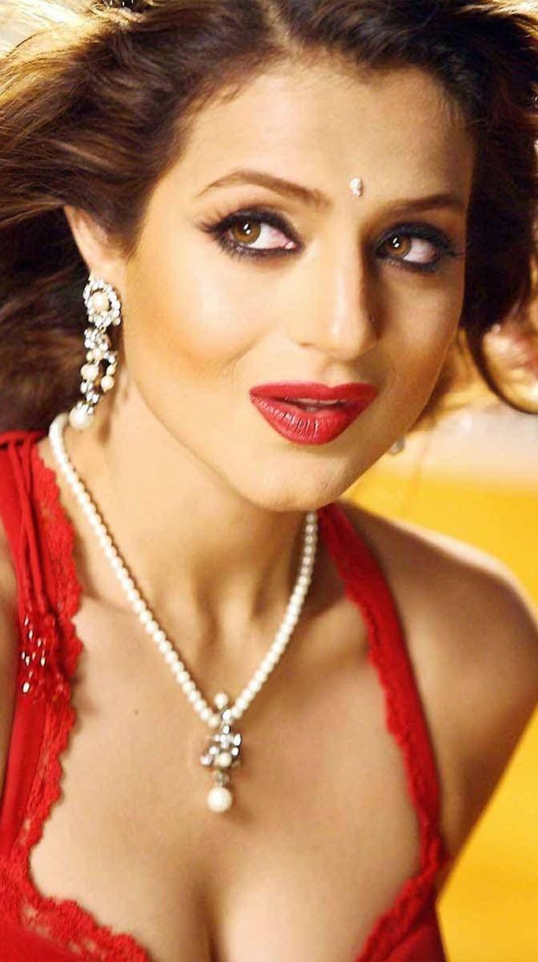 Amisha Patel, iPhone, Desktop HD Background