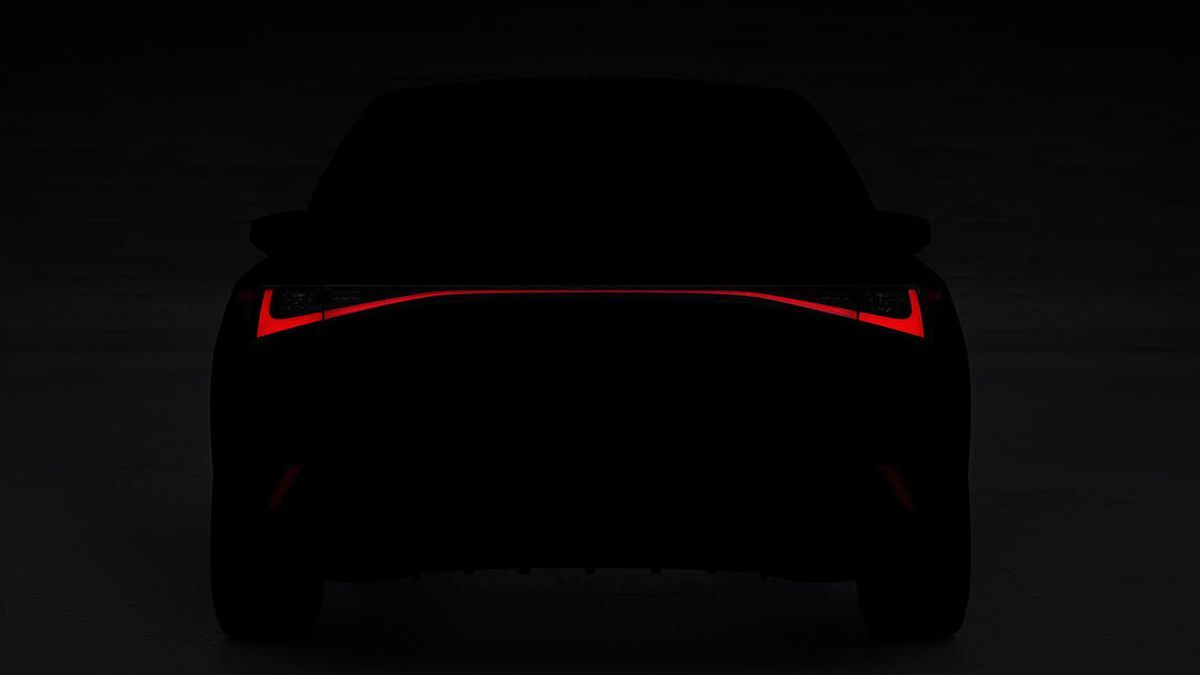 Lexus IS set for debut next week