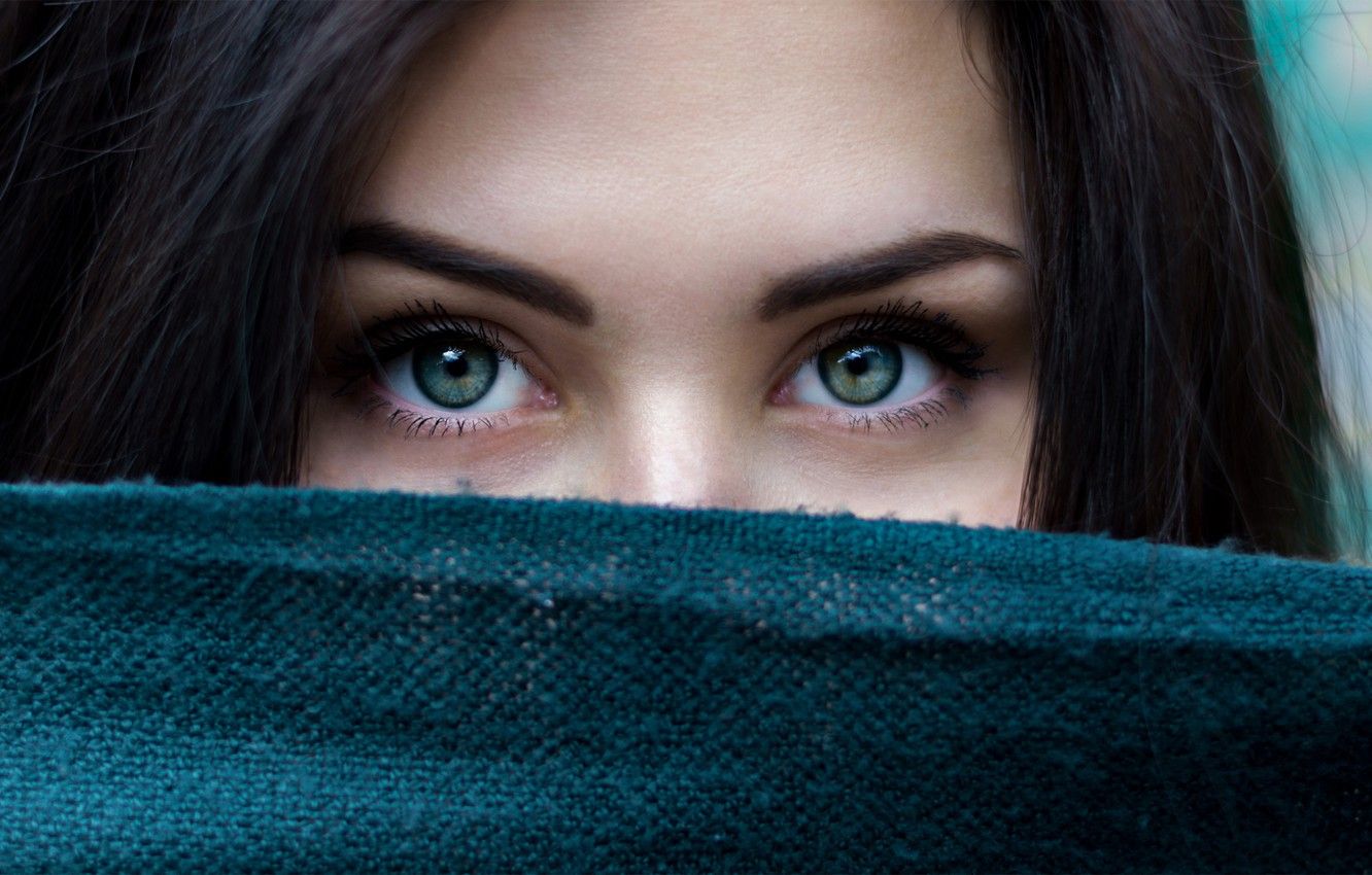 Wallpaper Girl, photo, blue eyes, model, face, brunette, scarf