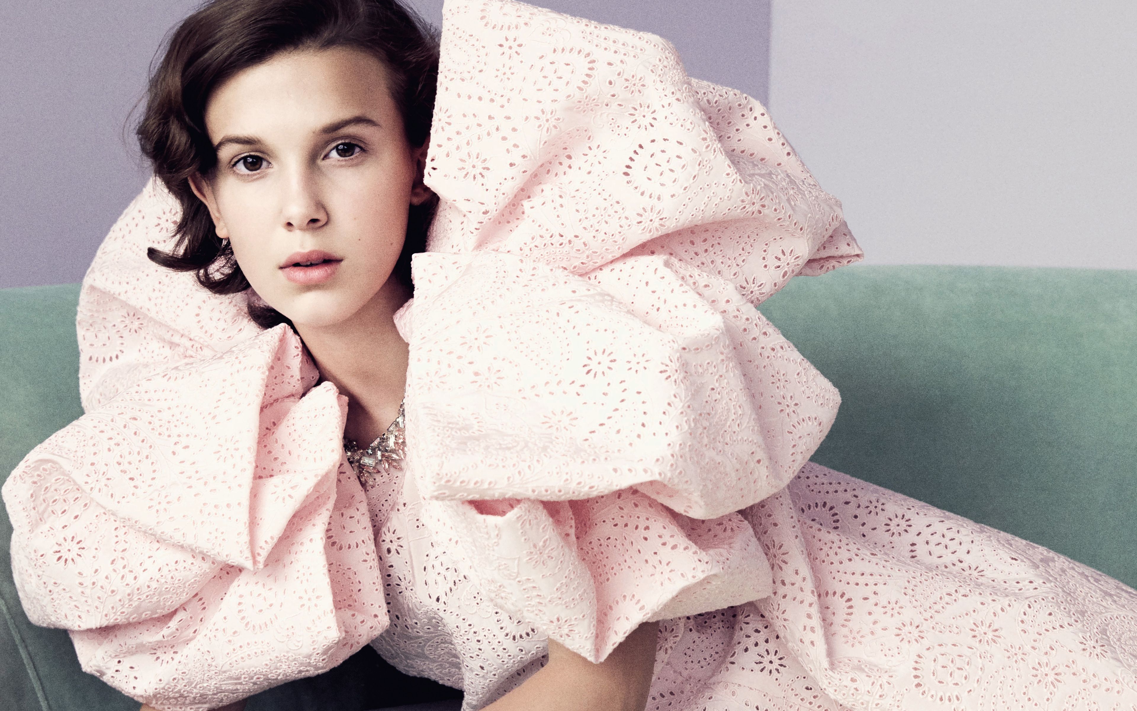 Millie Bobby Brown Close Up Wallpapers Wallpaper Cave