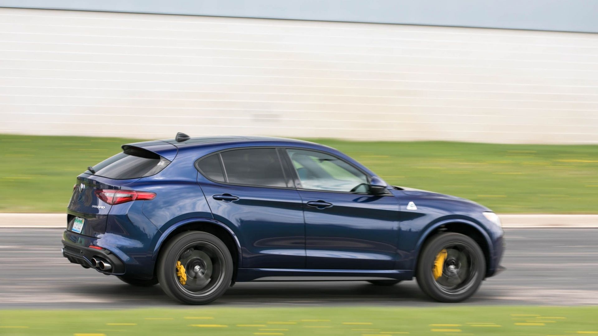 Free download 2020 Alfa Romeo Stelvio Quadrifoglio Reviews Alfa