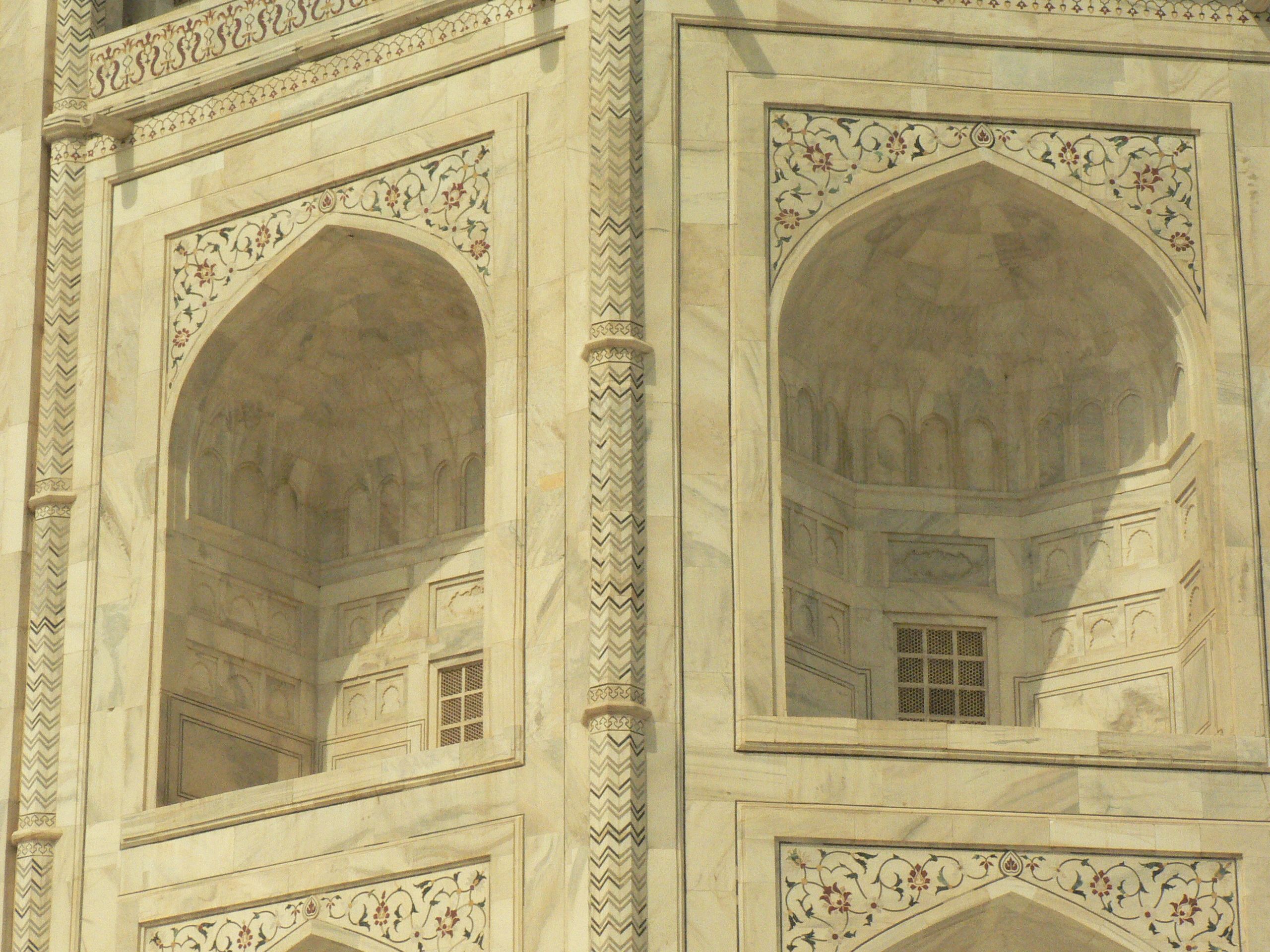 Taj Mahal Closeup June