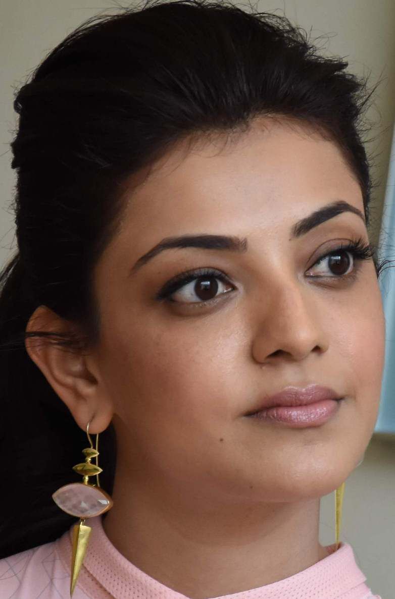 Kajal Aggarwal Hot Face Expression Image / Wallpaper in 2020