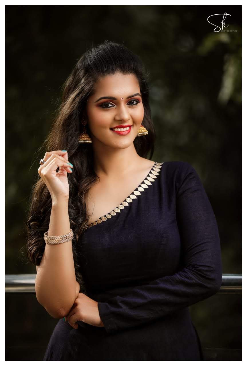 Roshni Prakash Image HD Live Cinema News