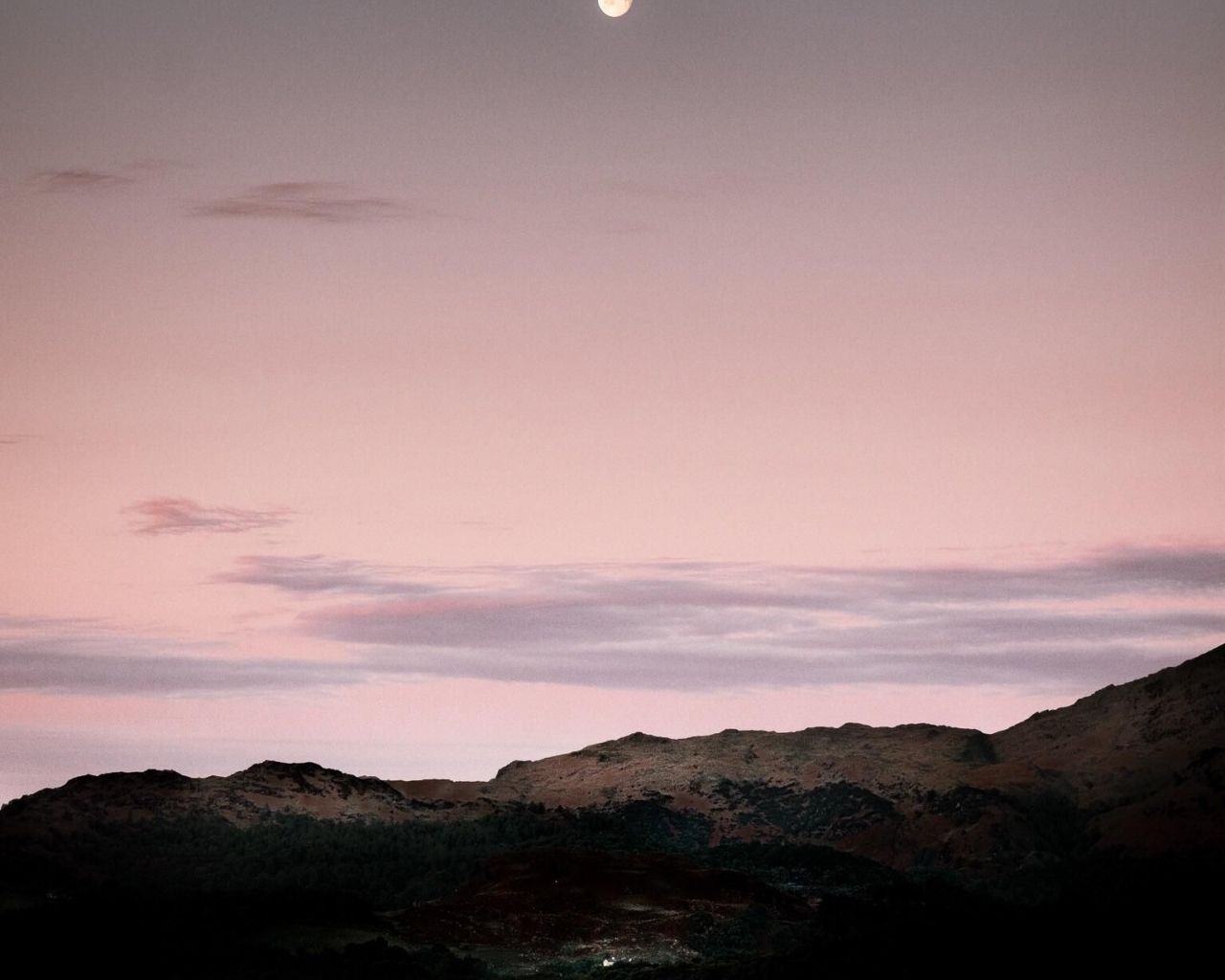 Free download Moonrise over the Lakeland Mountains [OC] [1536x2048