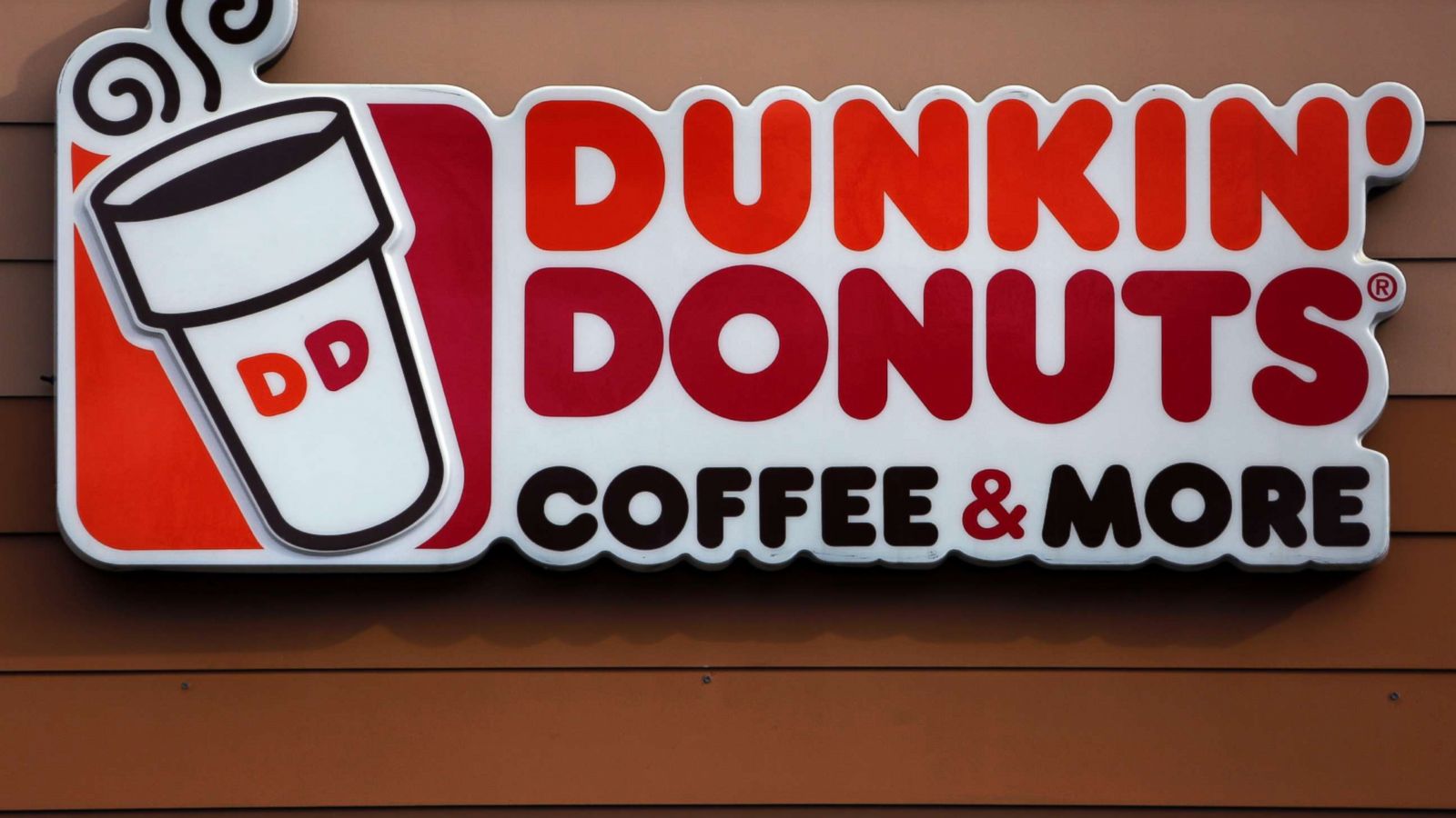 Dunkin' Donuts owner pulls sign asking customers to report workers