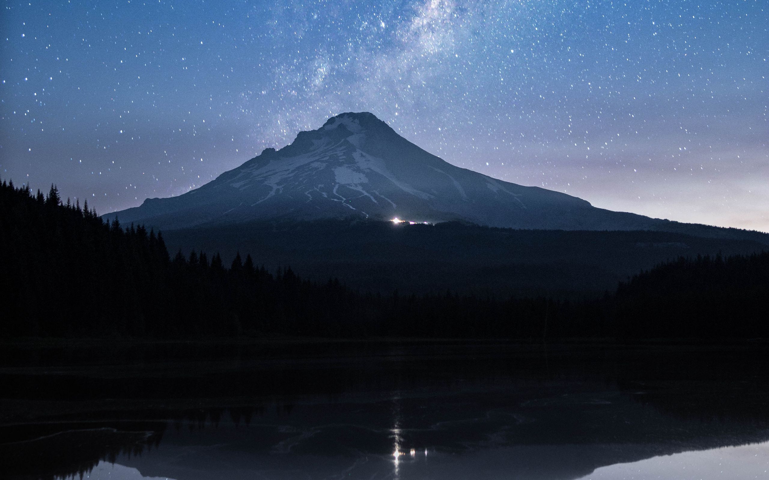 Download wallpaper 2560x1600 mountain, lake, starry sky, twilight