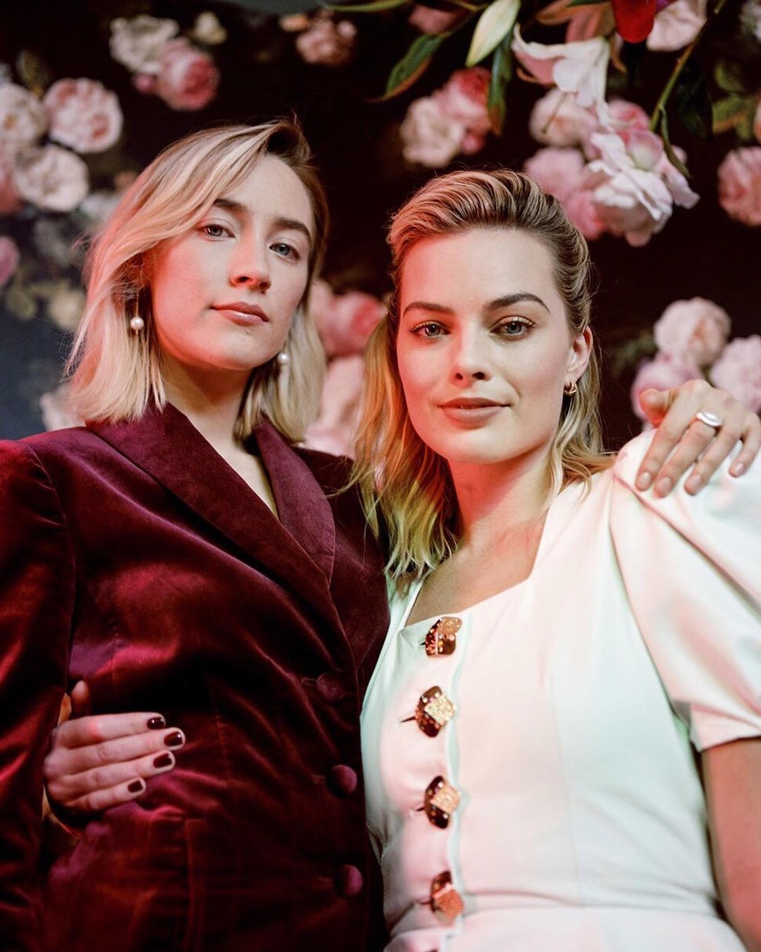 Margot Robbie Updates on Instagram: “Margot Robbie and Saoirse