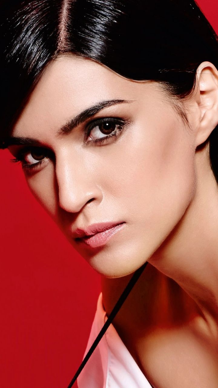 Celebrity / Kriti Sanon Mobile Wallpaper Sanon