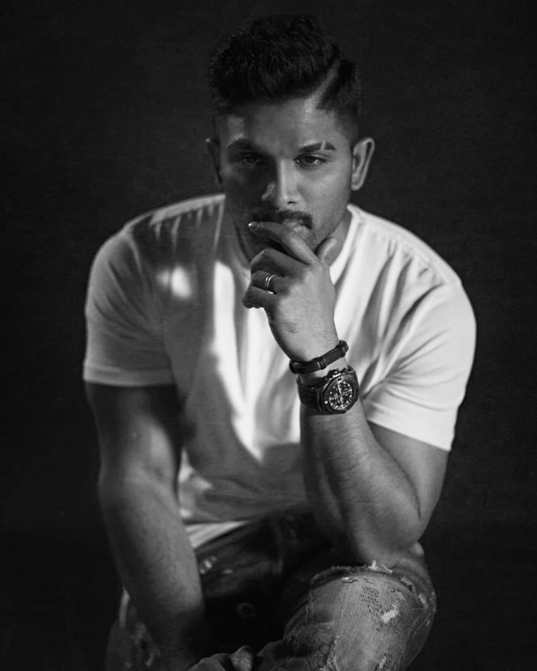 South Indian Film Actor Allu Arjun Handsome and Stylish Look HD
