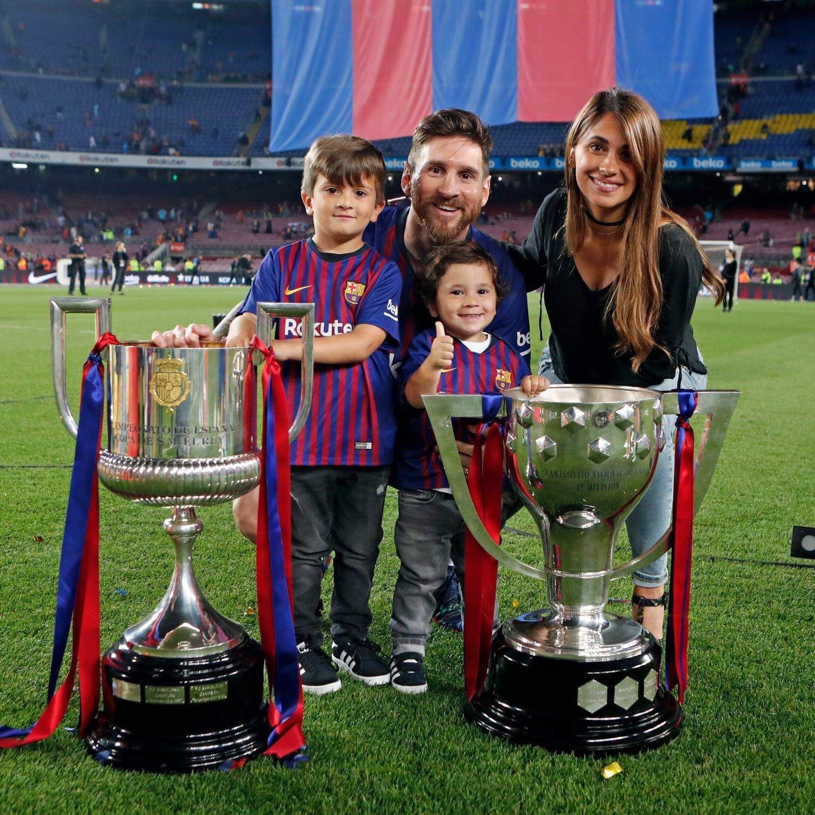 Family ❤. Lionel messi, Messi, Lionel messi wallpaper