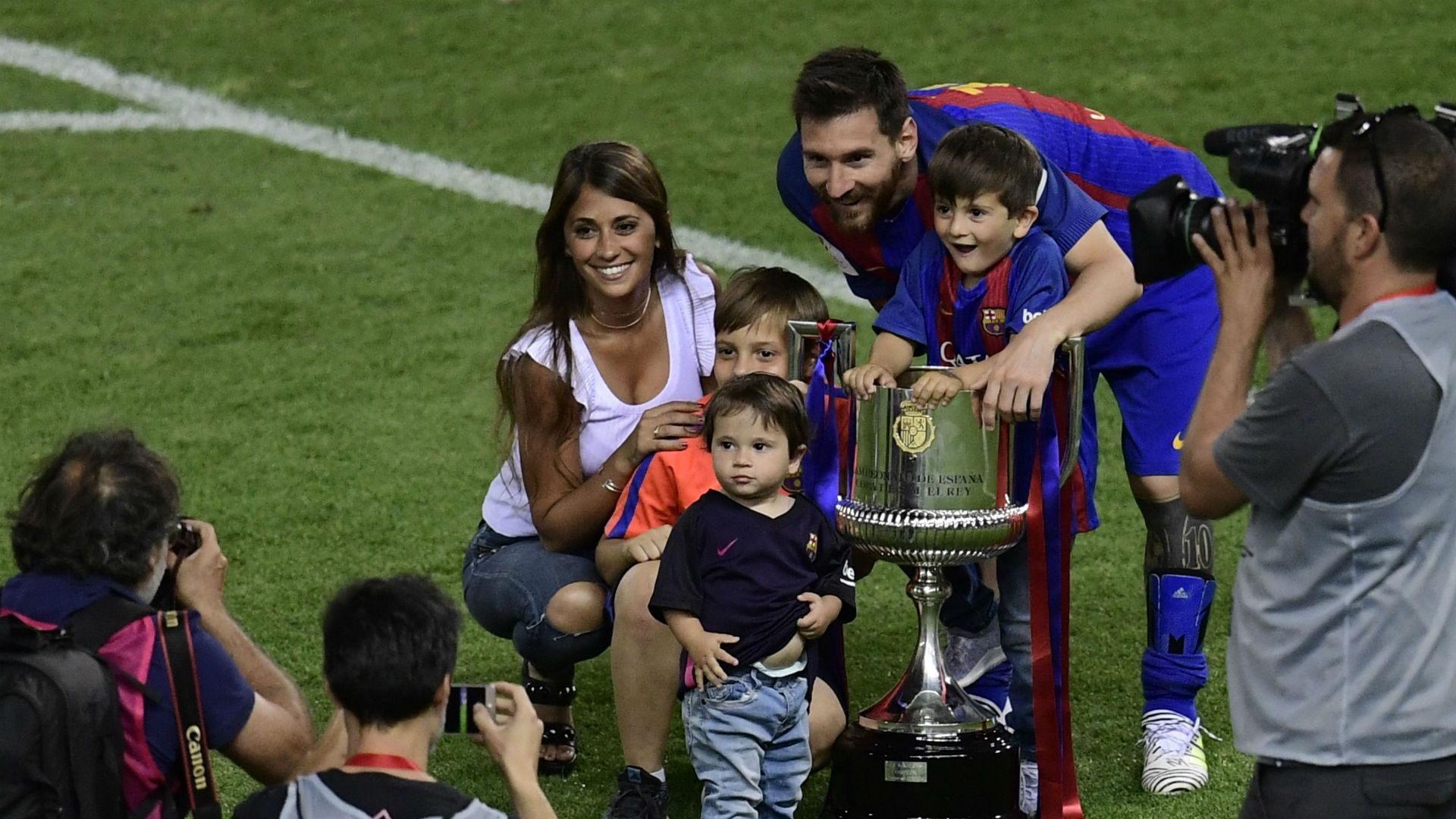 Messi: Messi Family