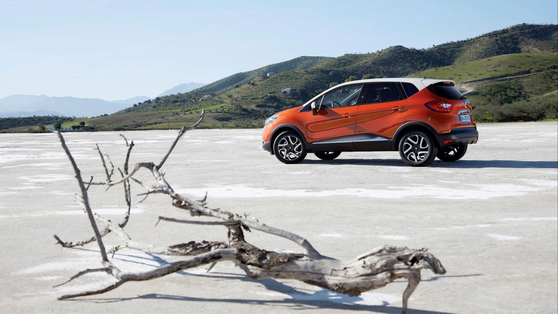 Renault Captur HD Wallpaper and Background Image