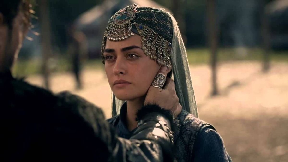 Ertugrul, Esra Bilgic and the frustrations of Pakistani men