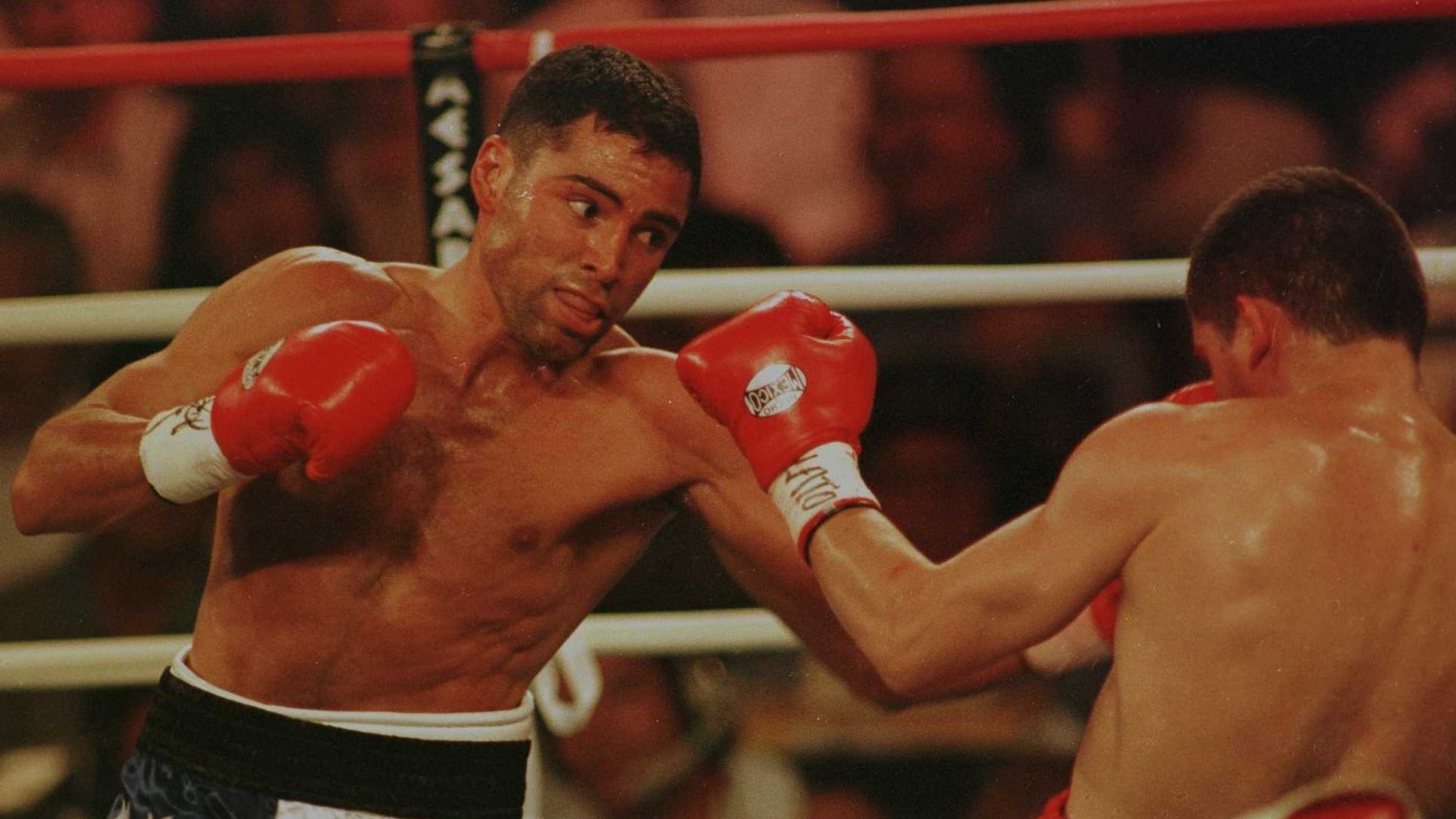 How to watch five classic Oscar De La Hoya fights on DAZN