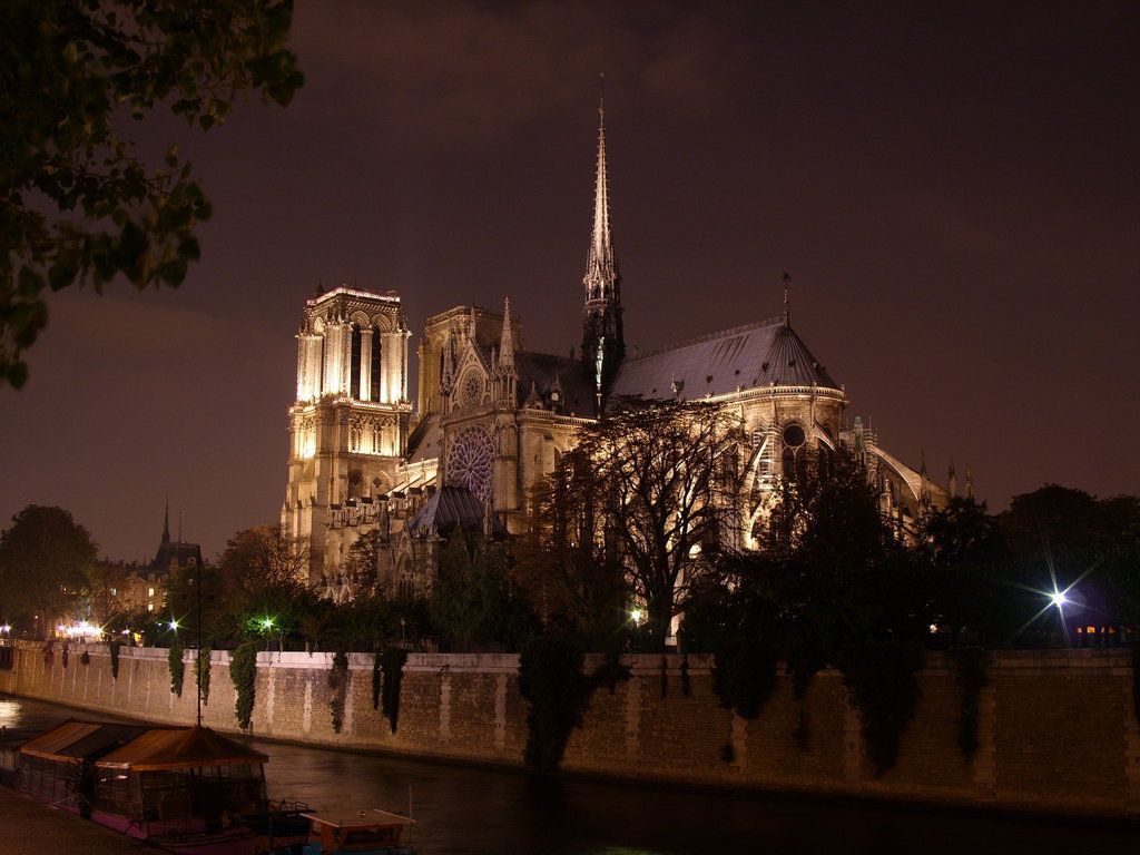 Notre Dame Night Wallpapers - Wallpaper Cave