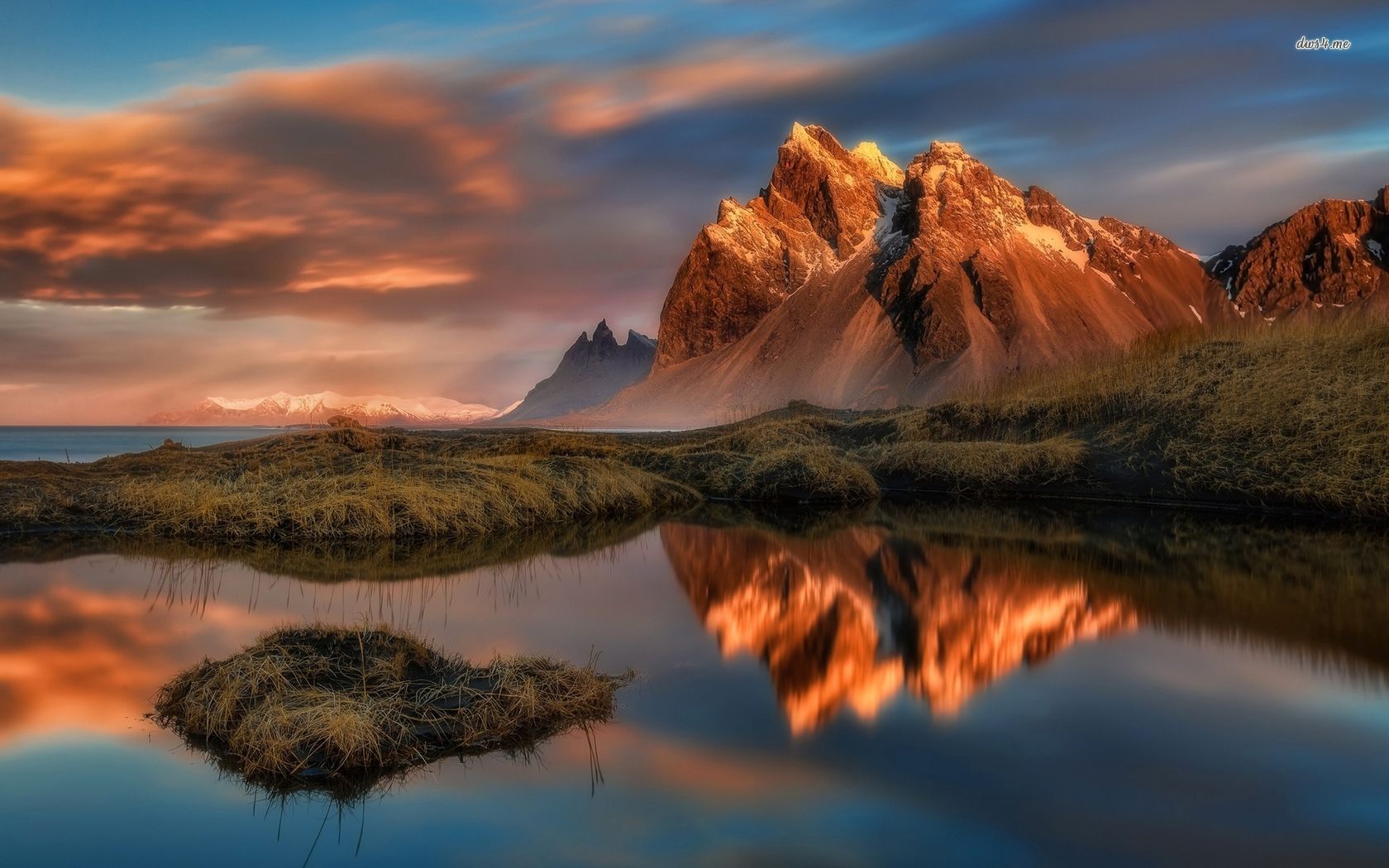 Sunset light upon Vestrahorn HD wallpaper. Forest lake, Desktop background image, Nature wallpaper