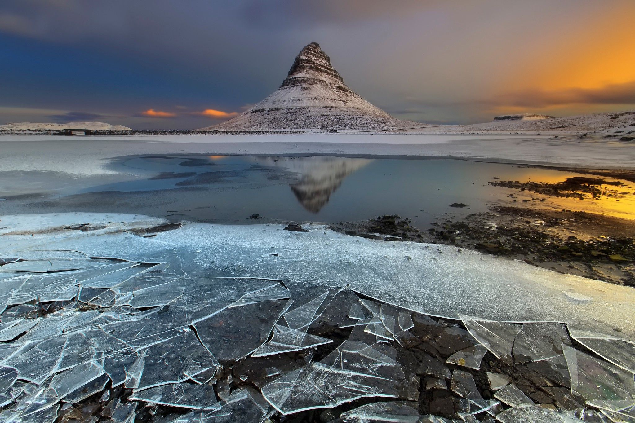 nature, Landscape, Mountain, Iceland, Snow, Winter, Ice, Water, Sunset, Clouds, Reflection, Kirkjufell Wallpaper HD / Desktop and Mobile Background